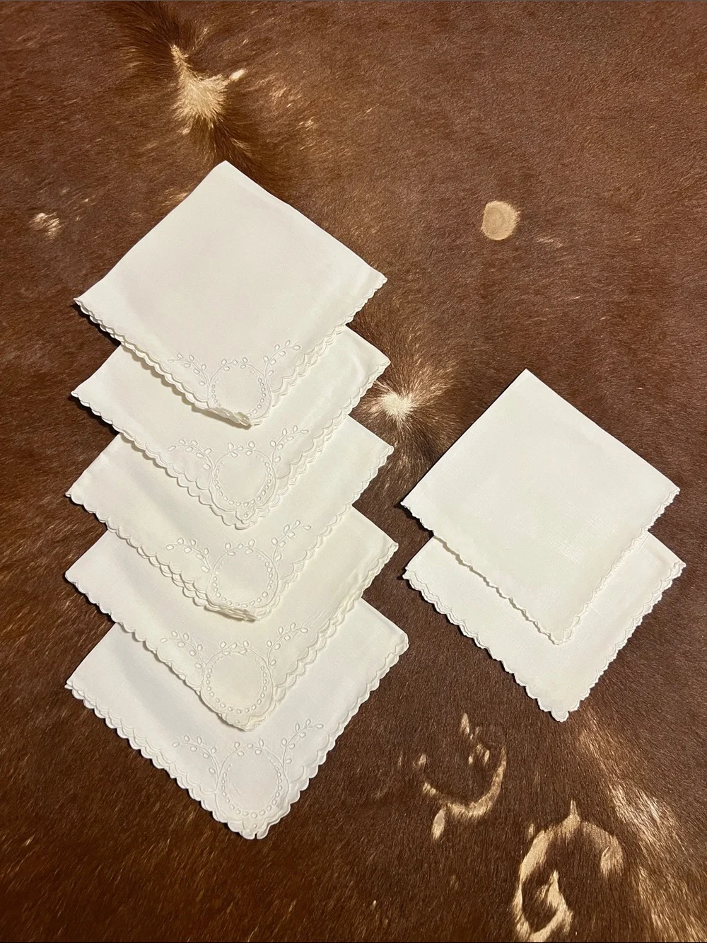 Vintage White Embroidered Cotton Napkins - Set of 7